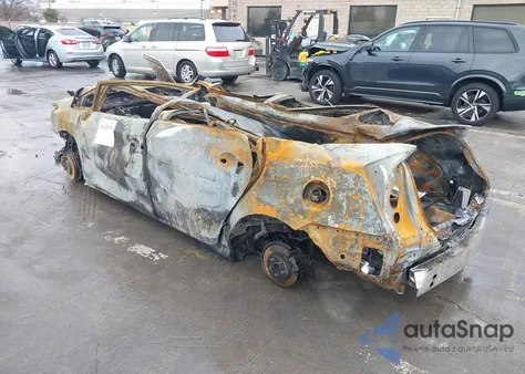 2010 Toyota Prius Iii из США, поврежденный, VIN JTDKN3DU3A0131109